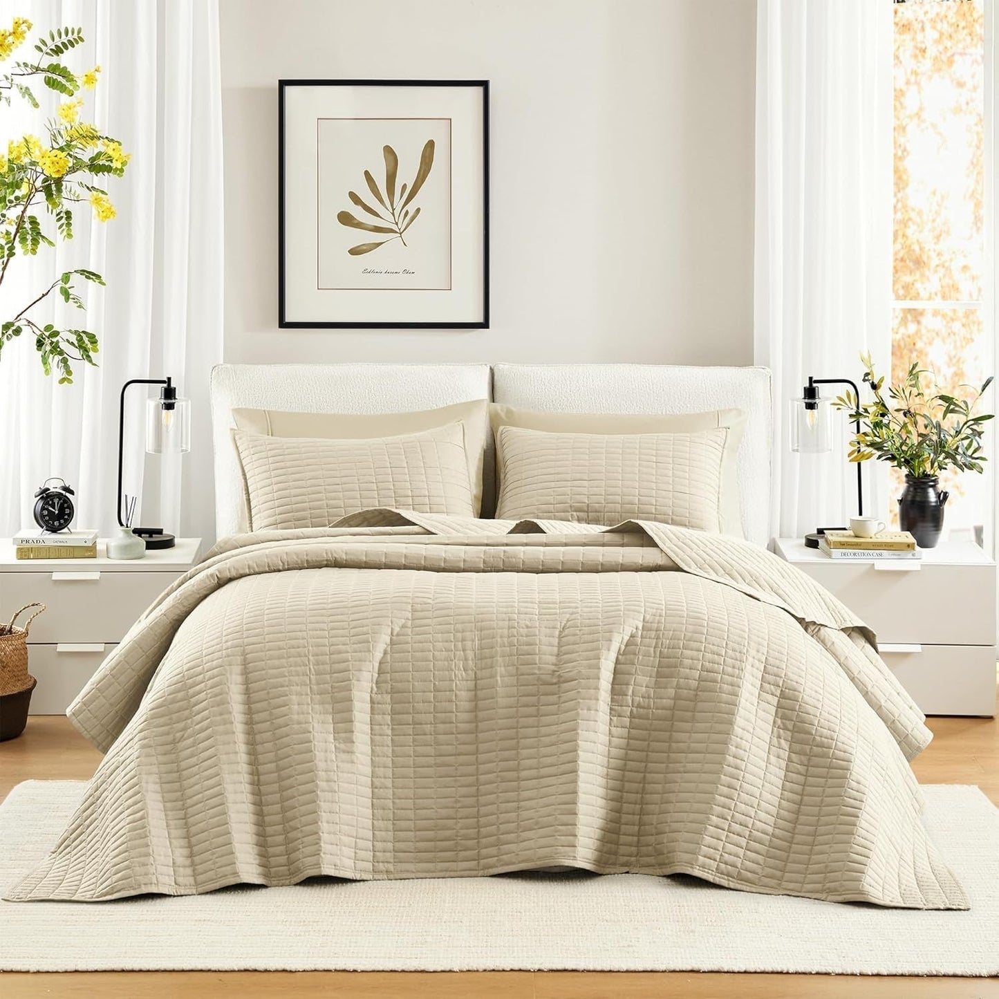 Comfort Spaces Kienna Quilt Sæt, Luksus Dobbelt Stitch Sommertæppe, Letvægts, Blødt, Helårs Sengetøj, Matchende pudebetræk, Hvid, Tæppe til King Size Senge (264,2 X 228,6 Cm), Naty Shop Dyner og dyner Elfenbensfarve King Size