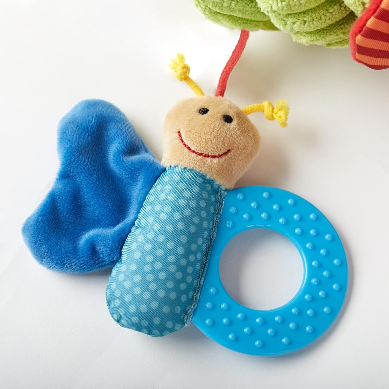 SIGIKID 42249 Aktiv spiralsommerfugl Baby Activity On Tour pigelegetøj til børn anbefales fra fødslen flerfarvet Legetøj Bebe Naty Shop