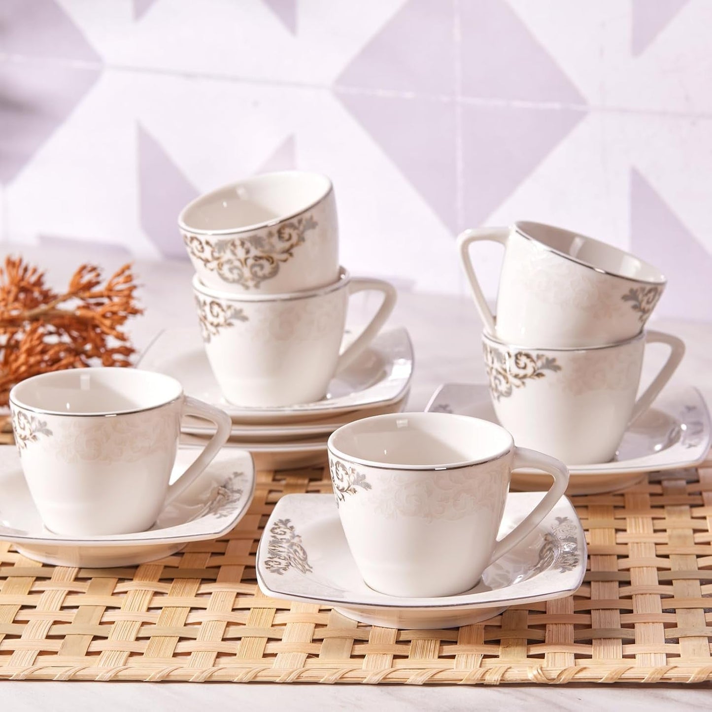KARACA Nazende porcelæn espressokopsæt - 80 ml tyrkiske kaffekopper med underkopper, 12 stykker moderne kaffeservice med 6 kaffekopper og 6 underkopper, mokkakopper - hvid
