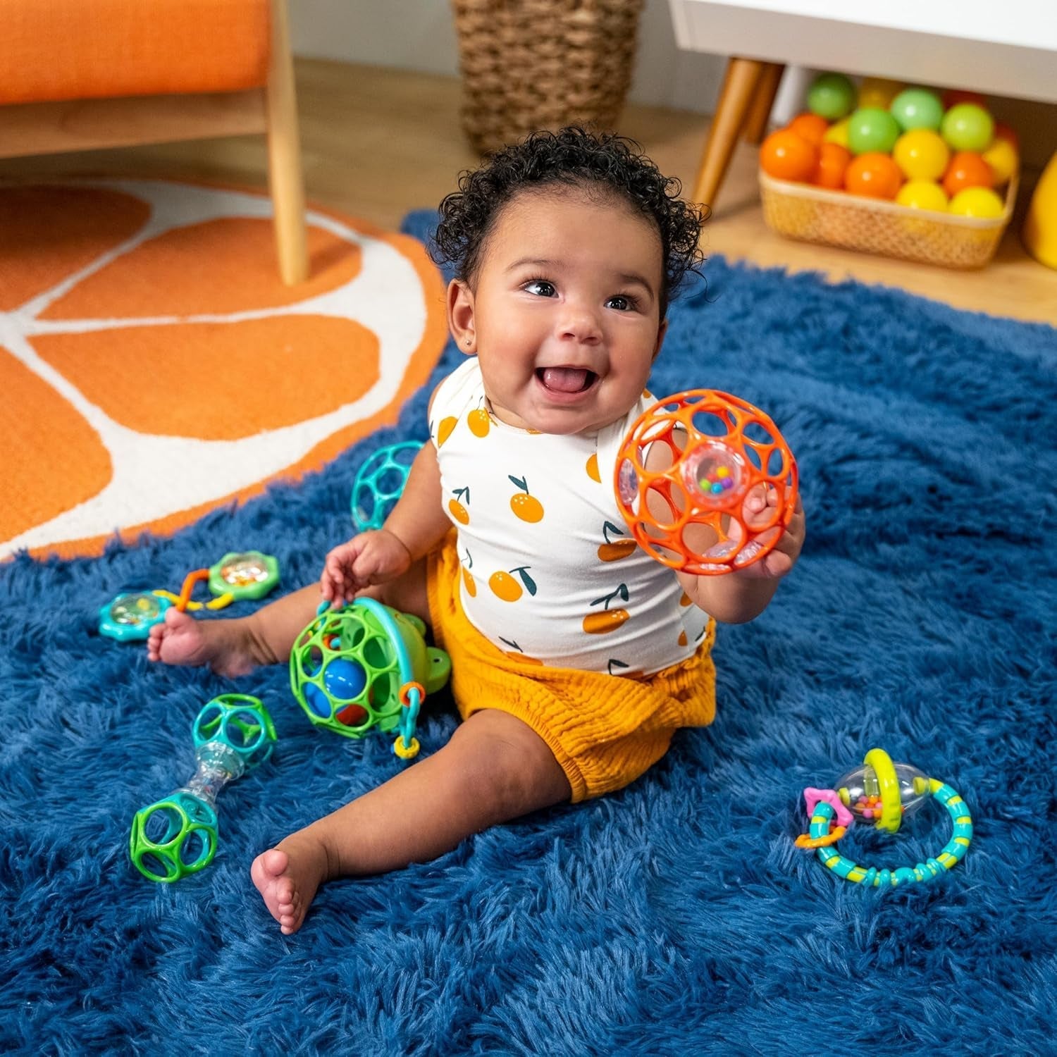 Bright Starts Little Shakers 6-delt gavesæt - babyrangler og bidere BPA-fri let at fange Unisex Newborn+