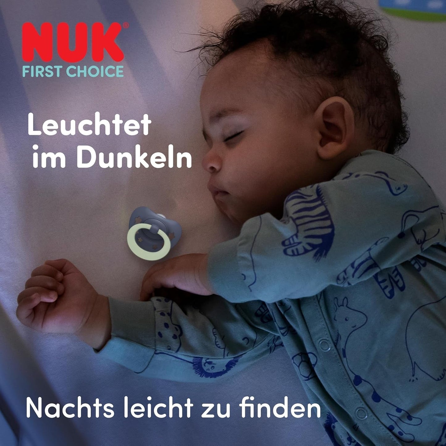 NUK First Choice klassiske dag- og natsutter til babyer | 6-18 måneder | Ortodontiske sutter der lyser i mørke | 95 % accept af babyer** | Blå | Pakke med 2