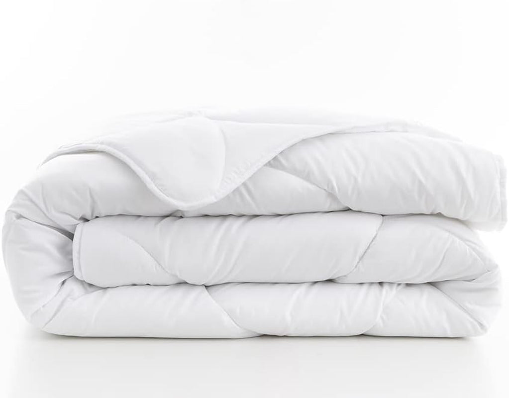 15000000534 Douceur Infinie Quilt, lys, polyester, hvid, hvid, 240 X 260 cm Dyner og dyner Naty Shop