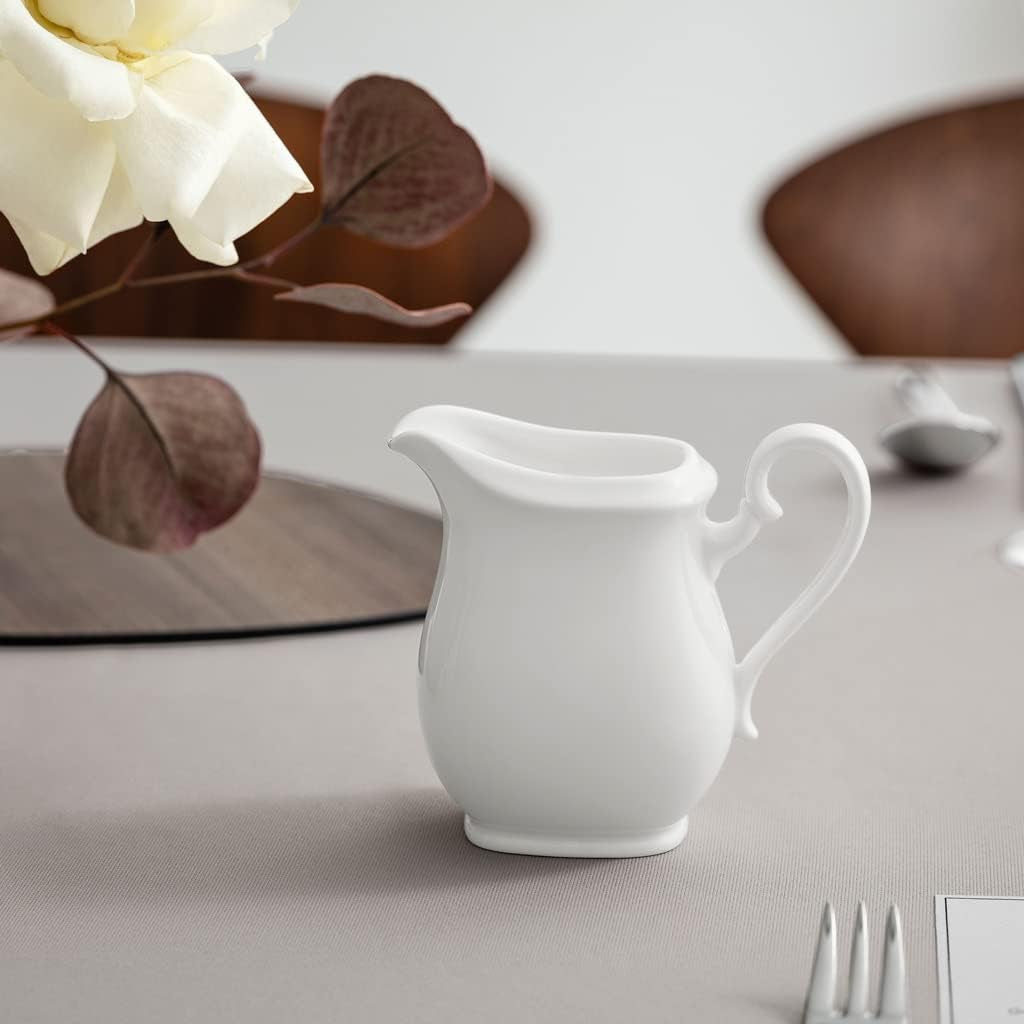 Villeroy & Boch Royal Milk Jug, lille mælkekande med et enkelt design, lavet af premium porcelæn af høj kvalitet, tåler opvaskemaskine, 250 ml
