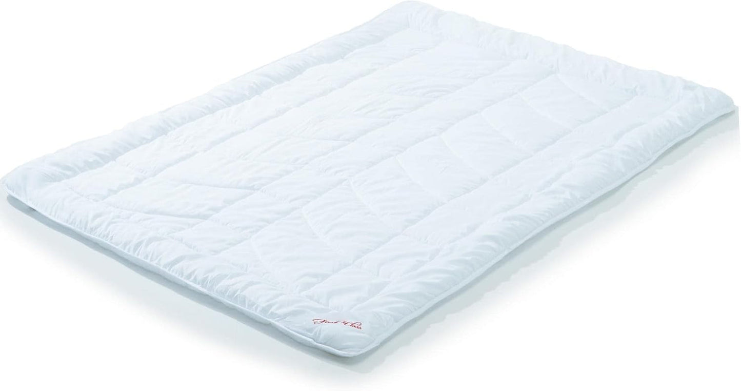 Celinatex First Class Sommer Letvægtsdyne 155 X 200 Cm Dyne Ultralet Sommeråndbar Dyne Dyner og dyner Naty Shop 155 X 200 Cm Letvægts sommermikrofiber
