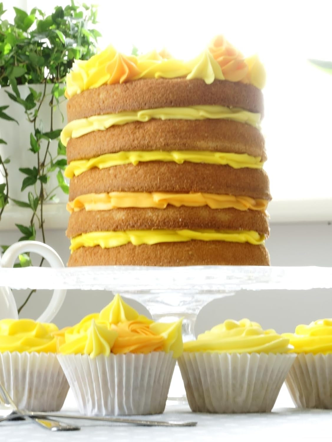Sugarflair Pasta Madfarve Gul Sæt med 4 Pasta Mad Farve Fondant Marcipan Sugar Pasta Smørcreme og mere: Påskelilje Canary Yellow Creme Æg Melon Sæt med 4