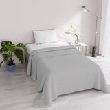 Sommerdyne Satinstriber, polyester, creme, 260X250 Cm Dyner og dyner Naty Shop Lysegrå 170X250 Cm