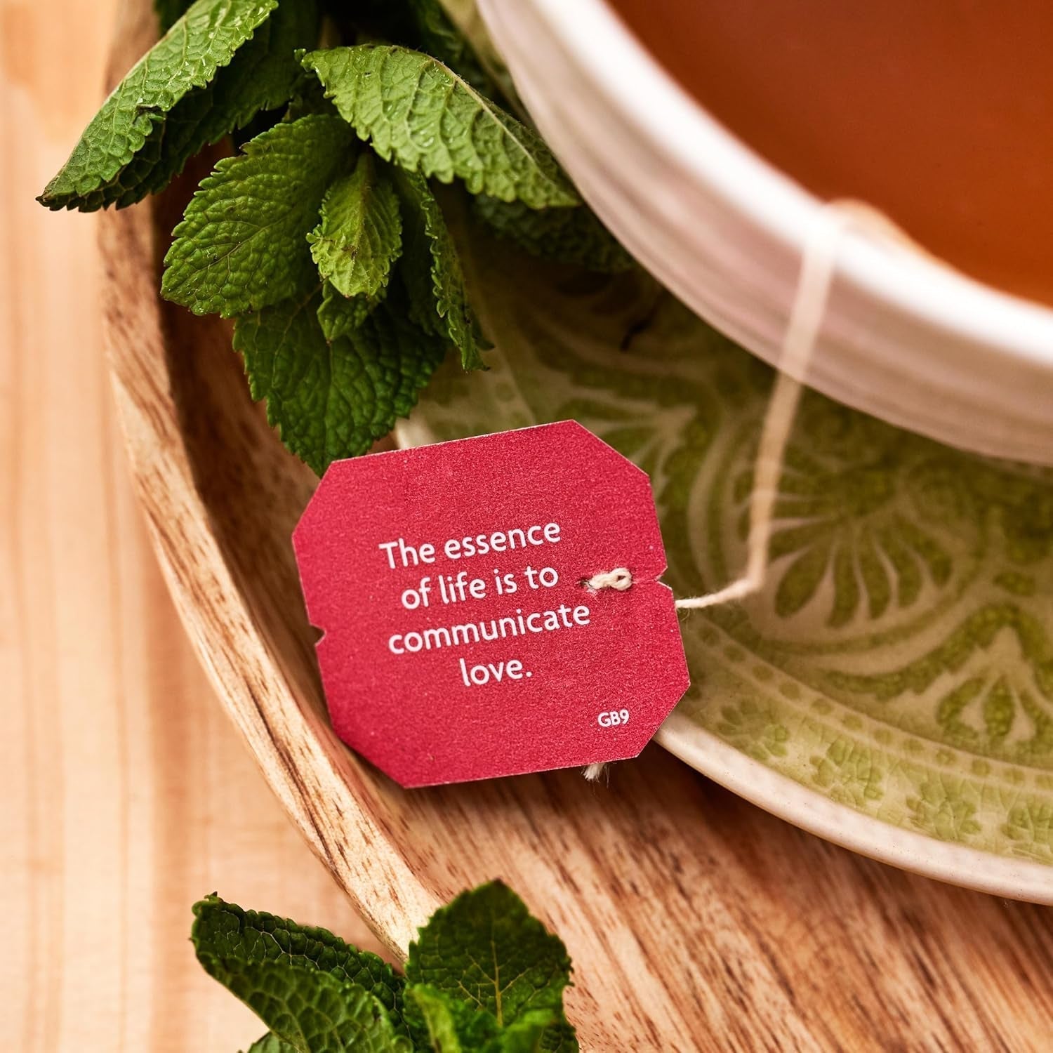 Yogi Tea - Happy Nature, Buy One and Do Good, Organic Ayurvedic Spice Urte Tea, Mango, Mandarin, Vaniljeblanding, Yogi Tea 6 Pack, 6X17 teposer (102 teposer i alt)