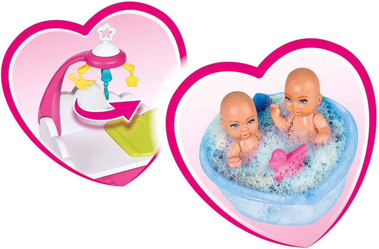 Simba 105733333 - Steffi Love Welcome Twins, gravid dukke med tvillinger, puslebord og bad, tilbehør, modedukke, 29 cm, til børn fra 3 år og opefter