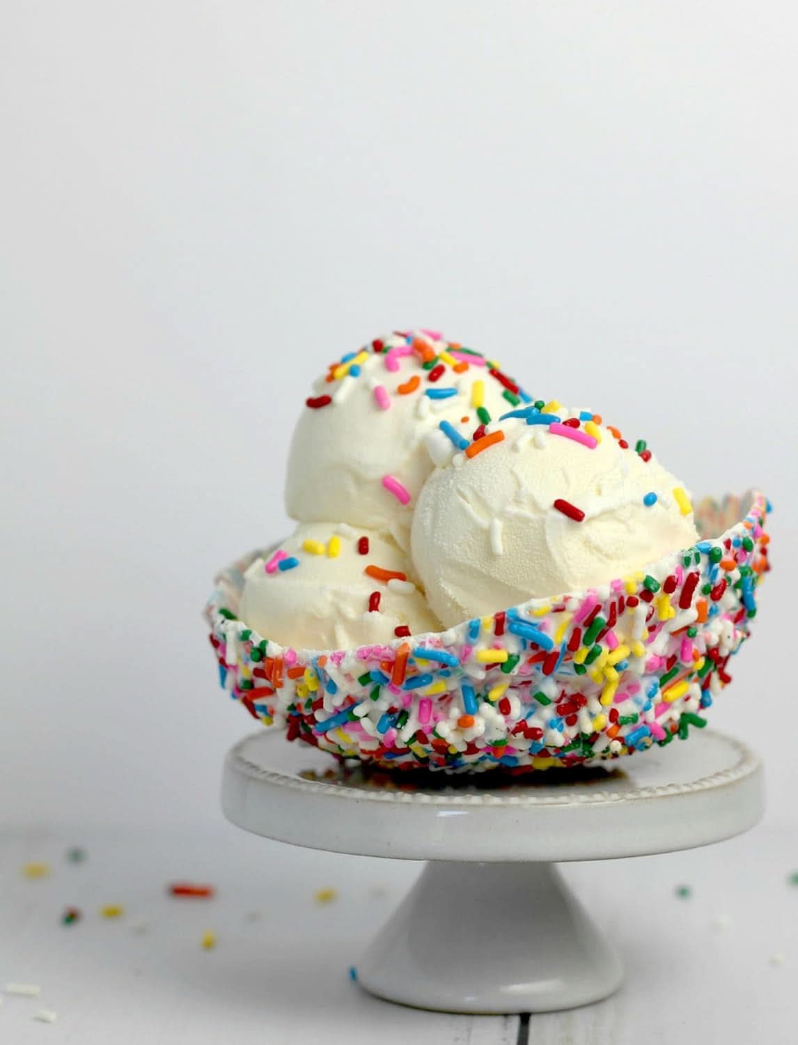 RUF Drys af farvet sukker i regnbuefarver, 1 kilo Sprinkles Naty Shop