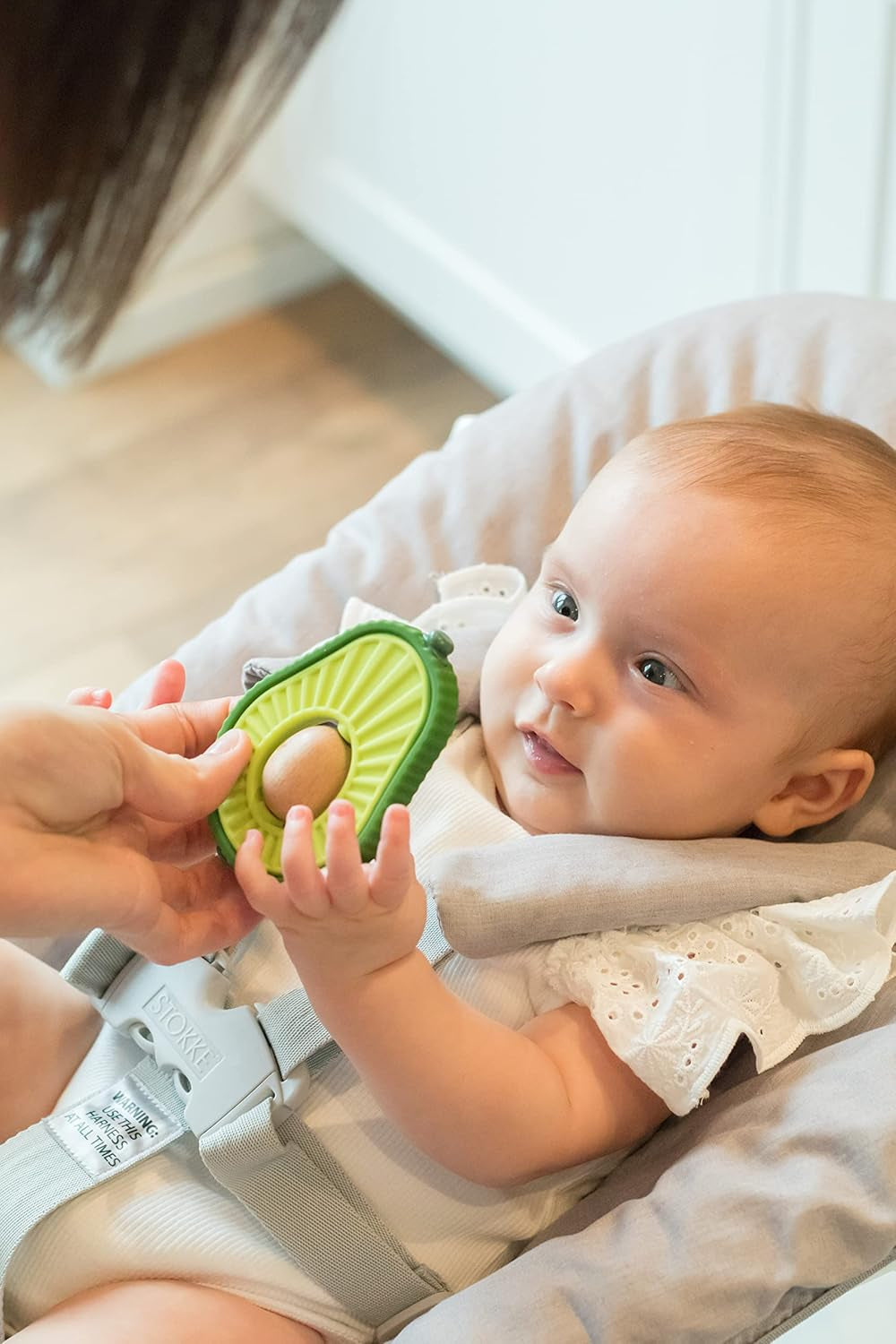 Nuby - Avocado-bidering - Silikone- og træbiderlegetøj - Roterende trækerne - Børnelegetøj til babyer og småbørn - Brænderi - BPA-fri - 6+ måneder
