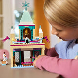 LEGO Ç€ Disney Frosne Arendelle Slot, Prinsesselegetøj med ELSA, Anna og Olaf minidukker og en pingvinfigur, Fantasy-legesæt, Gave til 5-årige piger 43265 Byggesæt Besuche den LEGO-Store