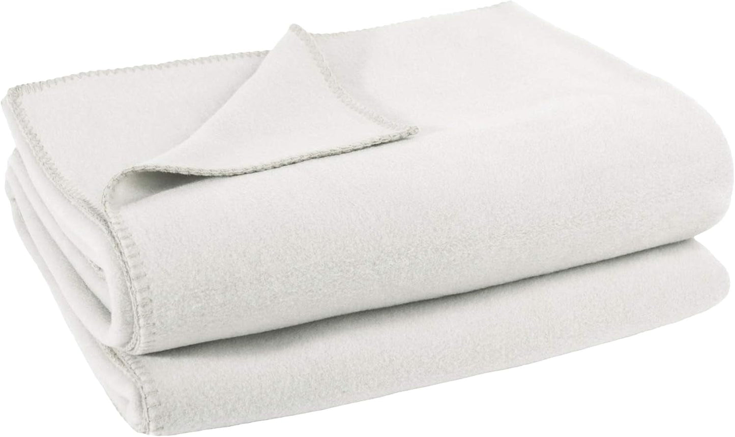 Zoepritz tæppe i farve: Rød, Lavet af 65% Polyester, 35% Viscose, Størrelse: 160X200 Cm, 103291-235-160X200 Zoepritz Senge og Betræk Siden 1828 010 Offwhite 160X200 Cm
