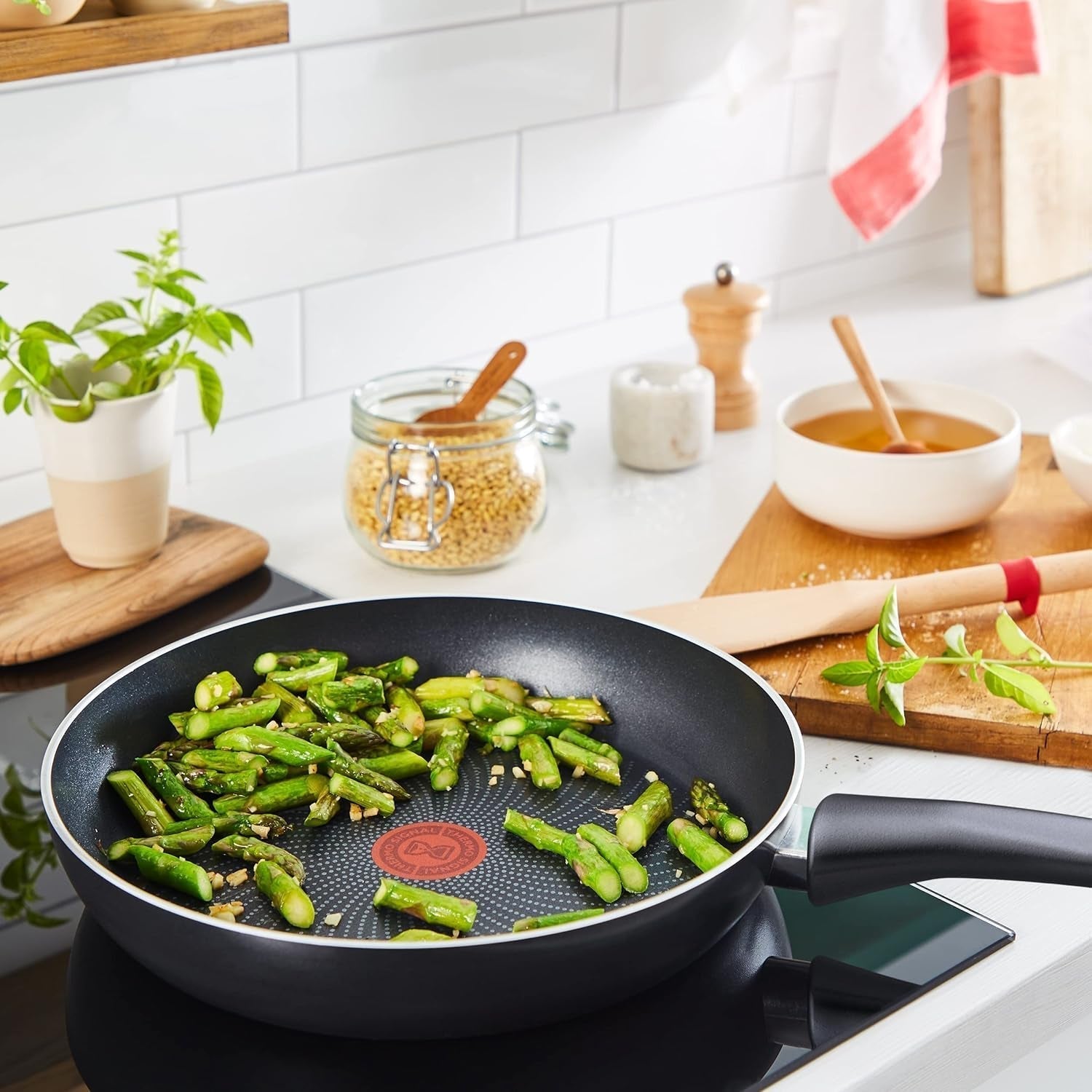 Tefal C27808 Generøs kogepande 32 cm, non-stick belægning, Thermo-Fusion base, alle typer induktionskogeplader Gryder og pander Naty Shop