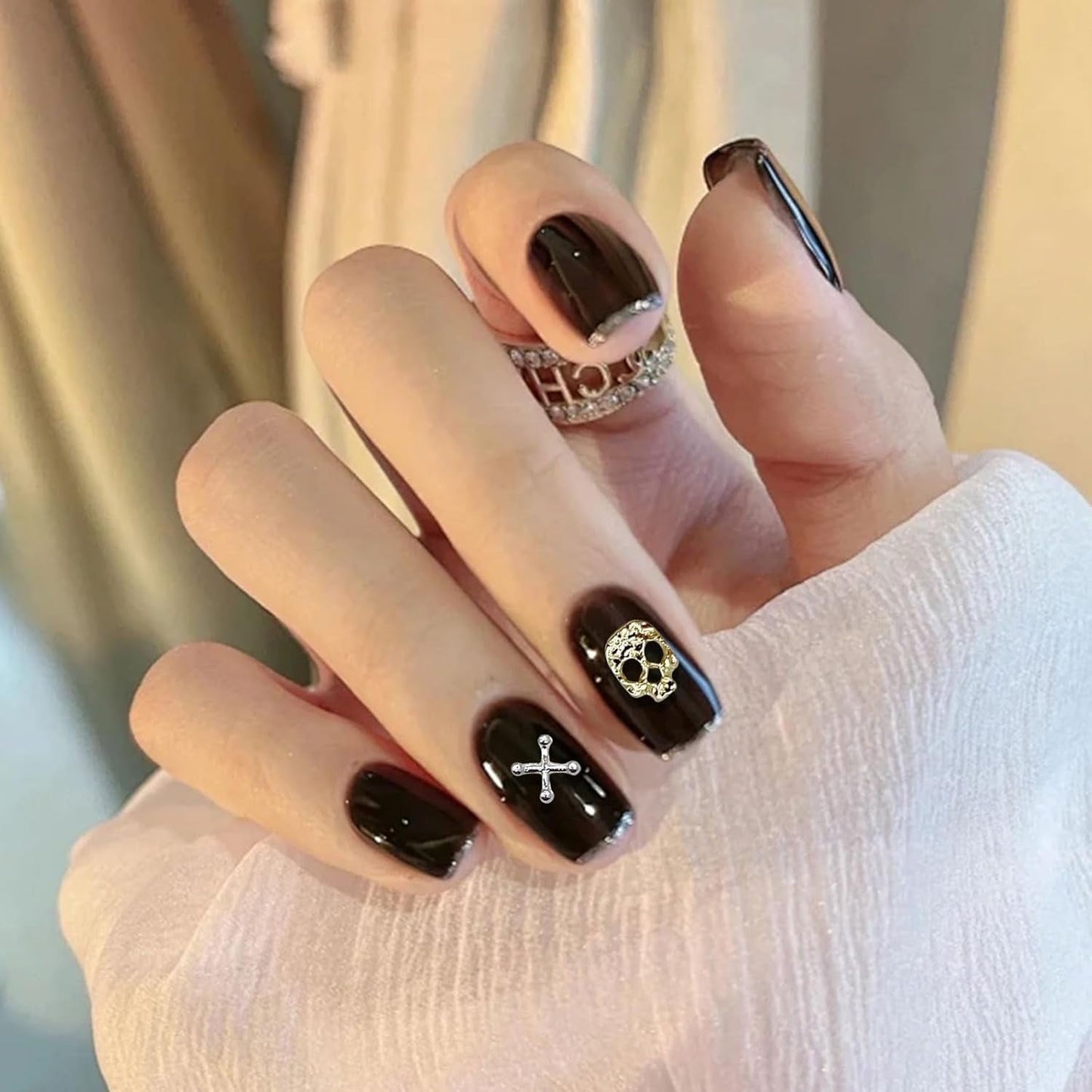 120 stk Cross Skull Nail Art Decorations Sæt Guld Sølv Metal Nail Art Charms Punk Legering Nail Art Smykker Mousserende Sten Tilbehør