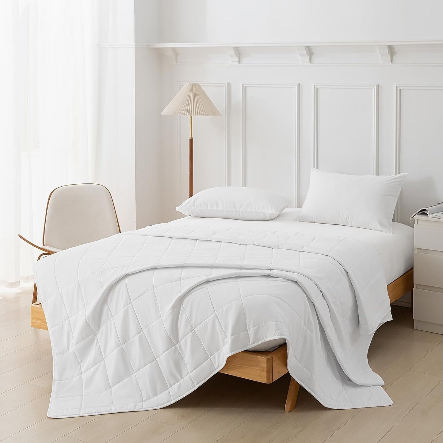 Sommerdyne 155X220 Let sommerdyne 90 GSM dyner 155X220Cm dyner Tyndtæppe Anvendes uden betræk Køletæppe Blød Hyggelig Hvid Dyner og dyner Naty Shop