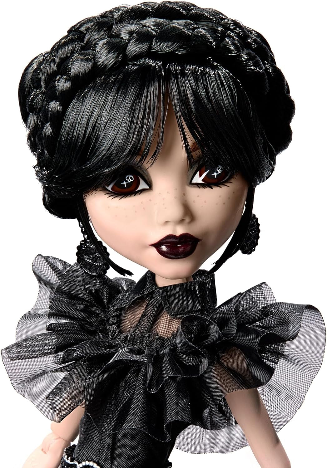 Monster High Wednesday Doll, Rave'N Wednesday Collectible Figur i sort gotisk kjole inspireret af dansescenen, premium tilbehør og dukkestativ, HXJ03