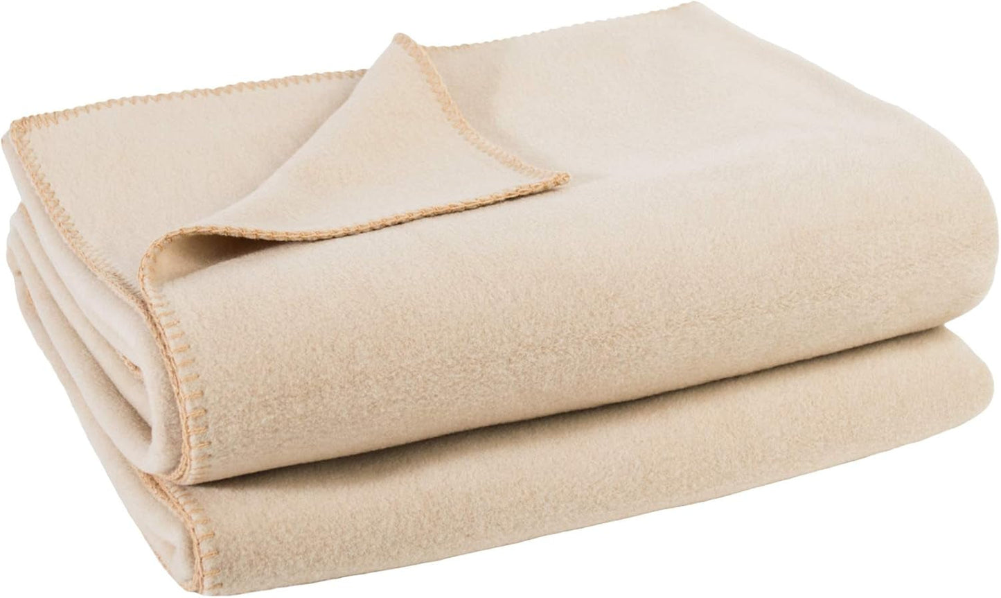 Zoepritz tæppe i farve: Rød, Lavet af 65% Polyester, 35% Viscose, Størrelse: 160X200 Cm, 103291-235-160X200 Zoepritz Senge og dyner siden 1828 020 Creme 220X240 Cm