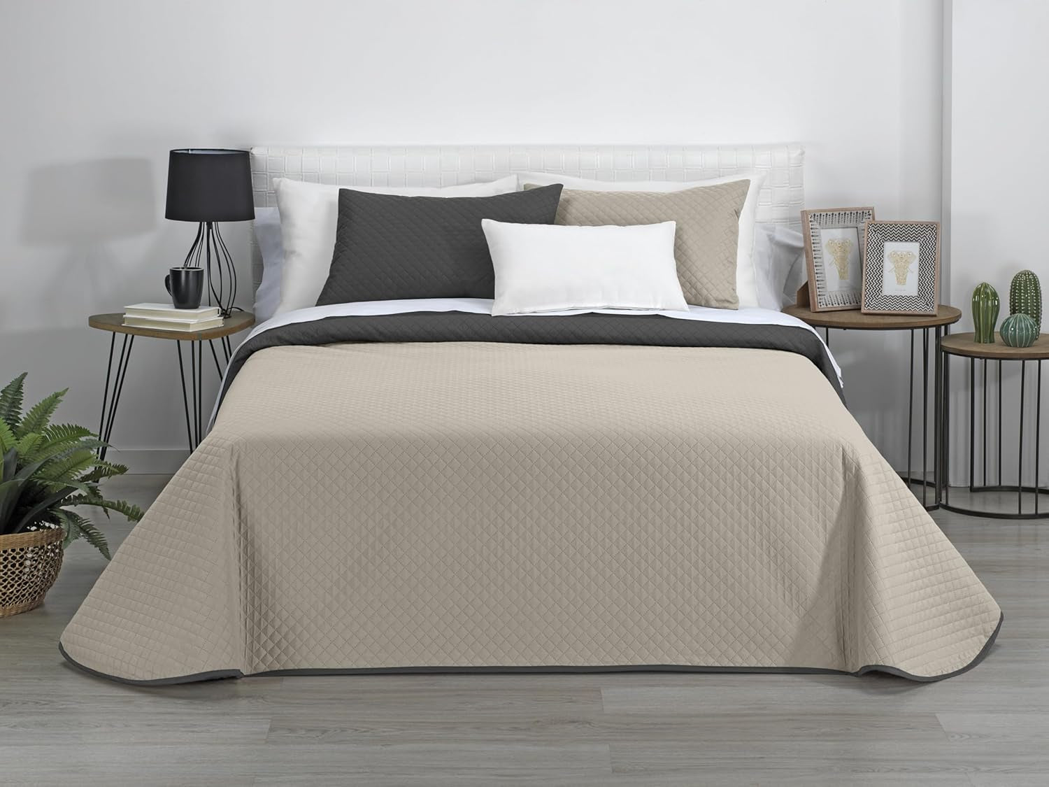 AVA | Boutique Vendbar Quilt | Til alle årstider | Farve - Grå/Antracit | Til 120/135 cm seng. seng. (230 X 270 Cm. Ancho X Alto) | Quiltet quilt Quilts og quilts Naty Shop