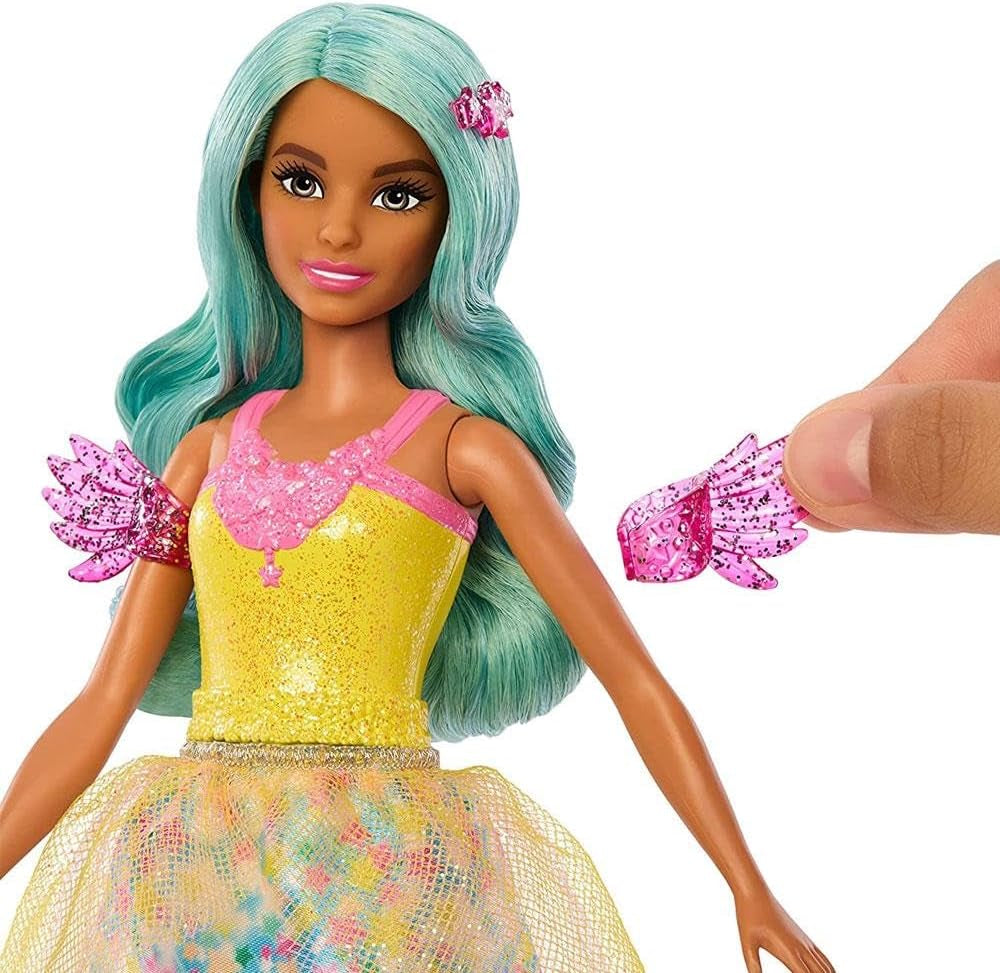 Barbie Hidden Magic - Teresa dukke med fe outfit, bølget hår og kam til sjov frisør, for alderen 3 og opefter, HLC36