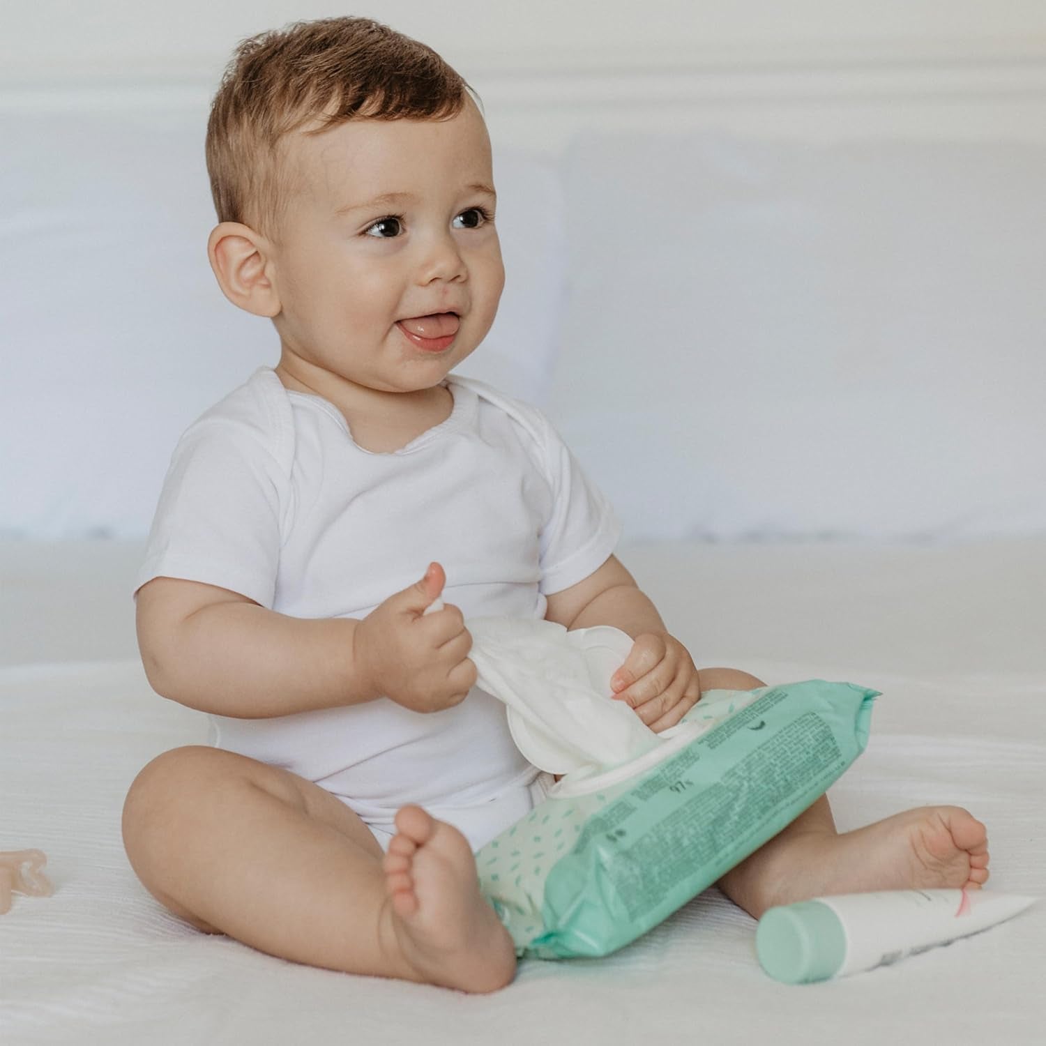 Suavinex 14 pakke med 60 babyvådservietter (i alt 840 vådservietter), fugtgivende, velegnet til atopisk hud, 95 % naturlige ingredienser