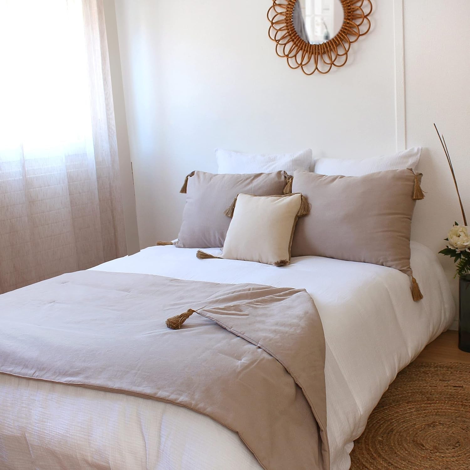 Nyd hjemmetæppe, beige, naturligt, med 4 jute pomponer, 90 X 190 cm, 100 % bomuld, Oeko-Tex certificeret, Panama Collection Naty Shop tæpper og dyner