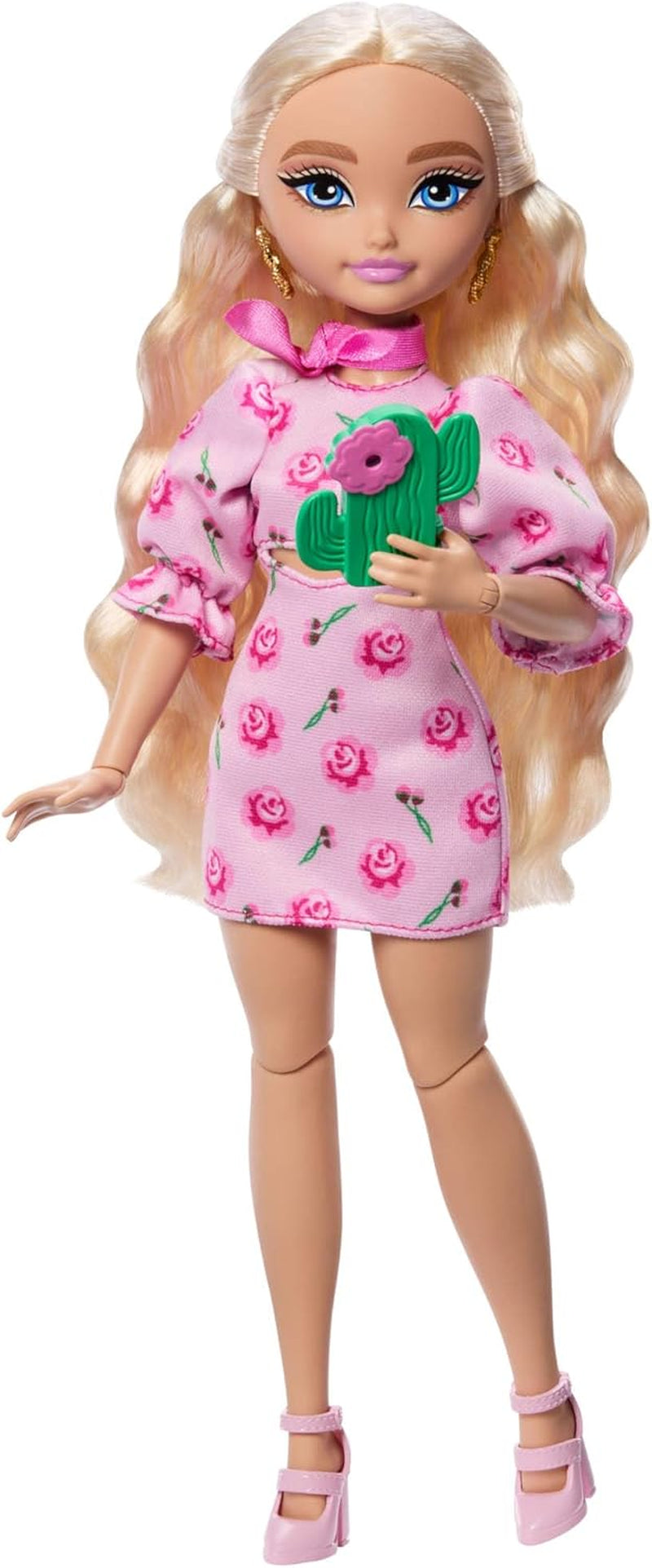 Barbie Dream Besties Festival Looks Set, med Barbie Malibu dukke med langt blondt hår til styling og over 10 aftageligt tøj og tilbehør, JGH87