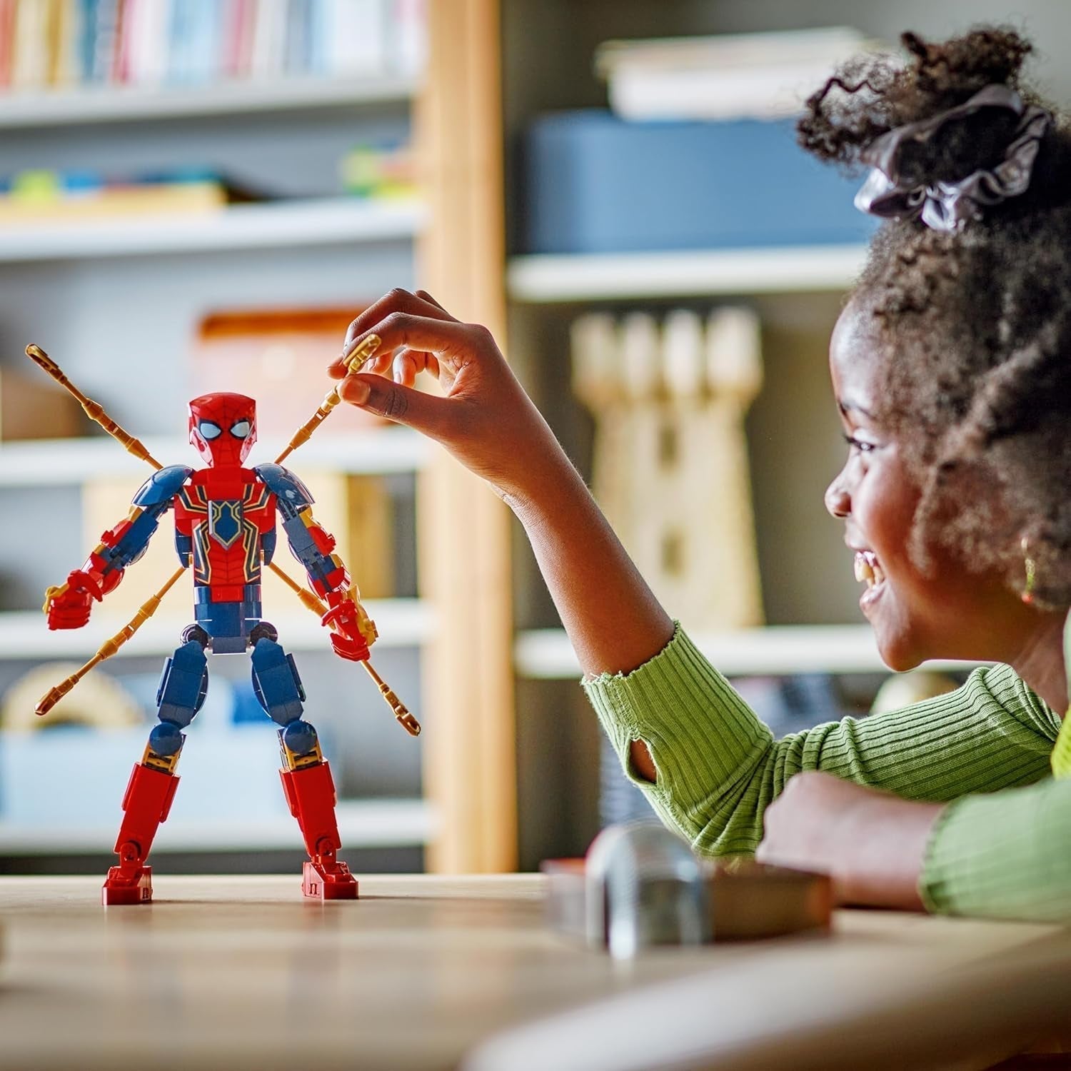 LEGO Marvel Iron Spider-Man-byggeklodser Superhelte-actionlegetøj til børn 8+ Drenge og piger Pansersæt Bygbare model Avengers gaveidé til Marvel-filmfans 76298 Byggesæt Beuche den LEGO-Store