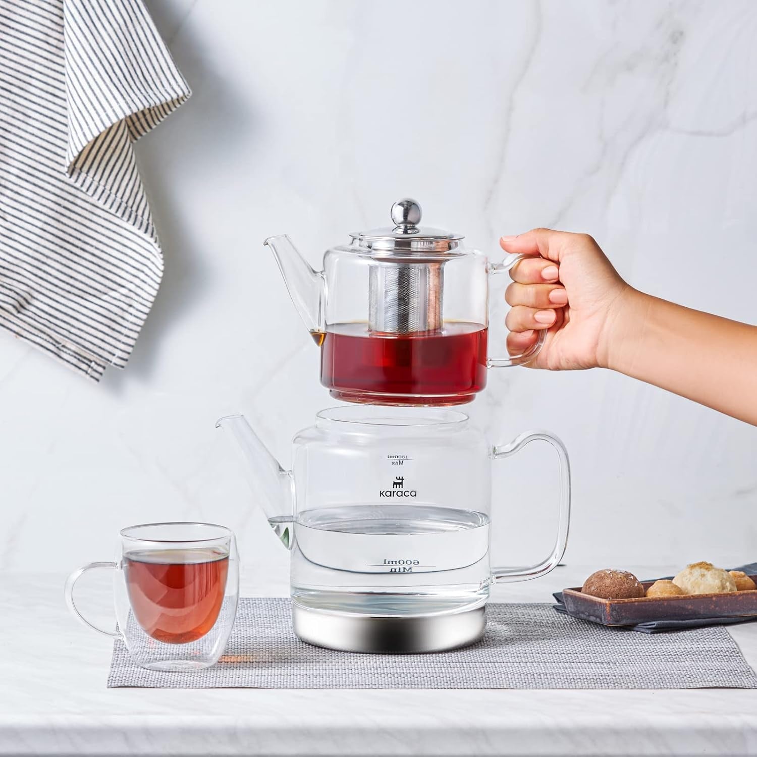 Karaca Dora Borosilikatglas-kedelsæt med rustfrit stål-te-temaskine, 2L-kedel og 1L-glaskedel med infuser, tyrkisk kedel, Caydanlik, tyrkisk urtetemaskine, løs te, XL