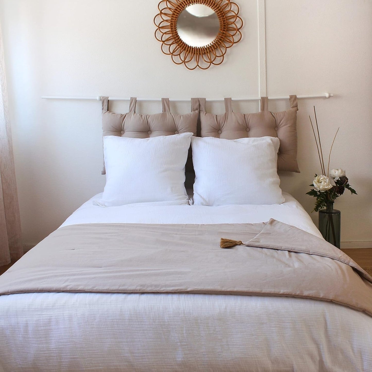 Nyd hjemmetæppe, beige, naturligt, med 4 jute pomponer, 90 X 190 cm, 100 % bomuld, Oeko-Tex certificeret, Panama Collection Naty Shop tæpper og dyner