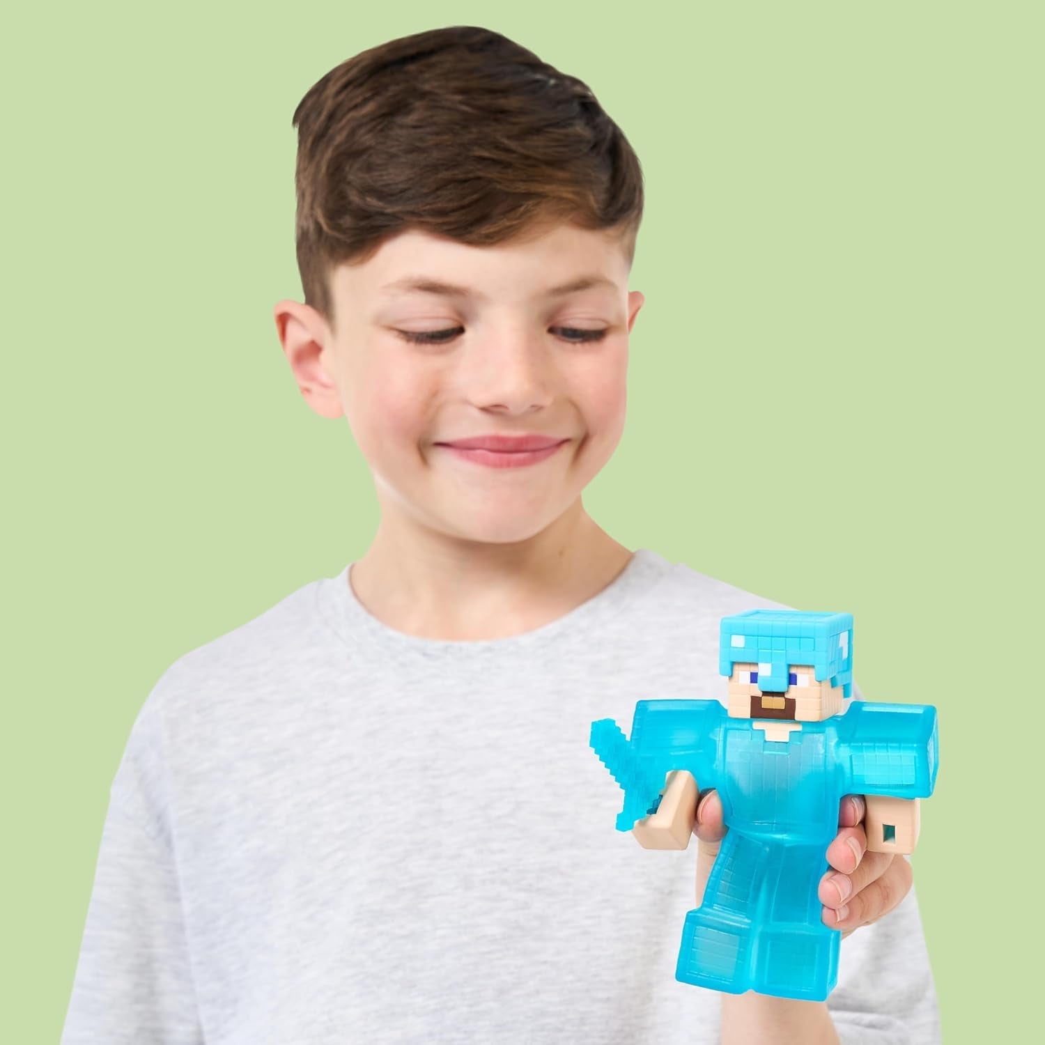 Heroes of Goo Jit Zu - Minecraft-figur, der kan udvides - Steve med diamantrustning og sværd, superstrækbart Goo-fyldstof med skjult diamantelement indeni, udvides til 3x størrelse actionfigurer Naty Shop