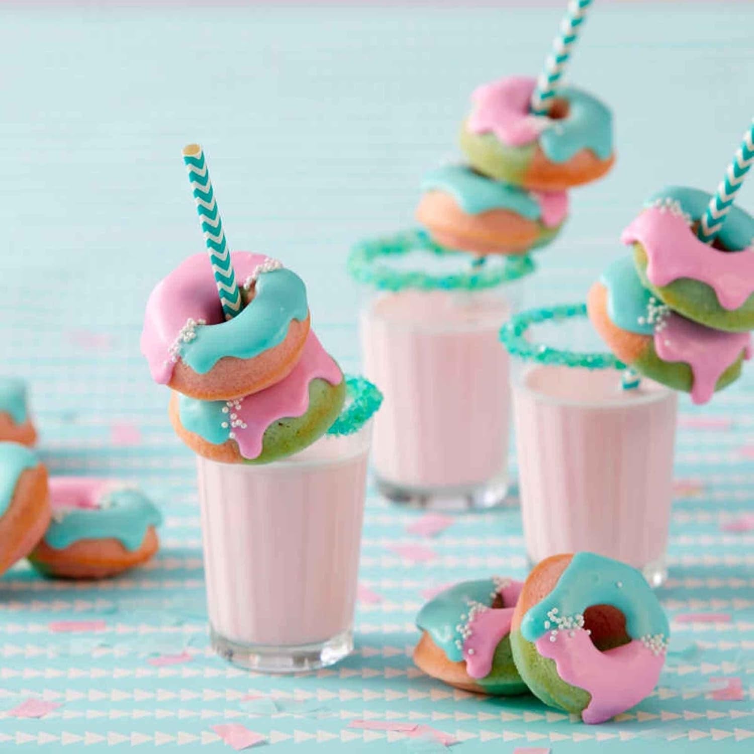 Wilton Donut-Backform Mit 12 Mulden Donutform, Hochwertige Donut Backform Mit Antihaftbeschichtung Für 12 Mini-Donuts, Spülmaschinenfest Forme og bakker til bagning Naty Shop