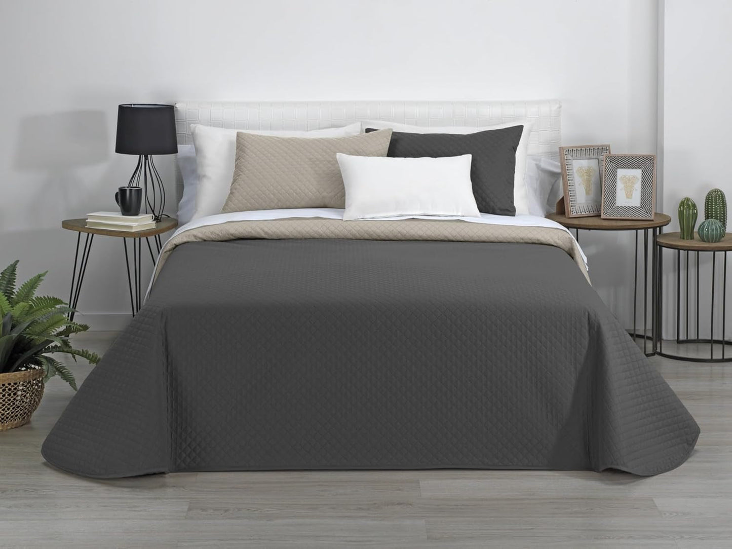 Estoralis | AVA | Vendbar dyne | Til alle årstider | Farve - Grå/Antracit | Til Seng 180 Cm. (270 X 270 Cm. Ancho X Alto) | Quiltet quilt Quilts og quilts Naty Shop Standard titel