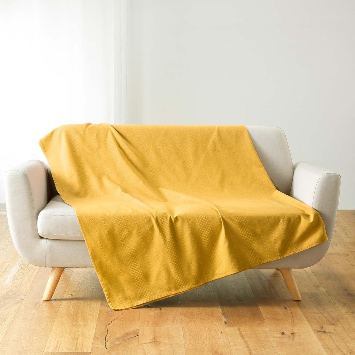 Douceur D'Intérieur, Tæppe (220 X 240 Cm) Lucile Curry, Polycotton, Ensfarvede senge og tæpper Douceur d'Intérieur Karry 220 X 240 Cm