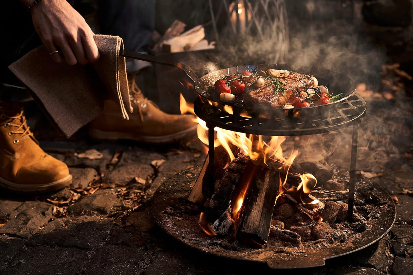 ZWILLING FORGE jernpande, robust til specielle stegesmag Gryder og pander Naty Shop