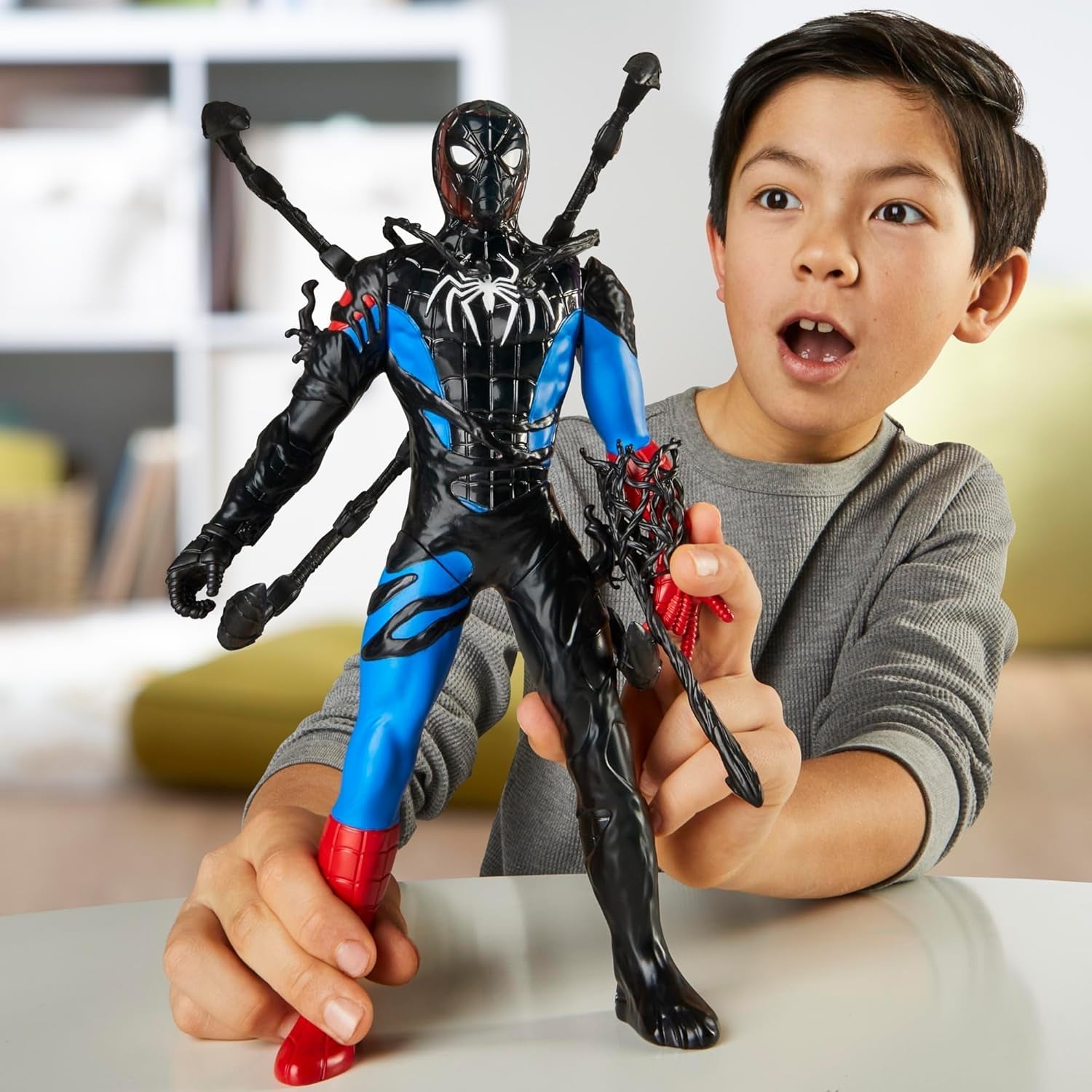 Marvel Spider-Man Venomversus Spider-Man Color Changer Actionfigur med tilbehør Actionfigurer Naty Shop