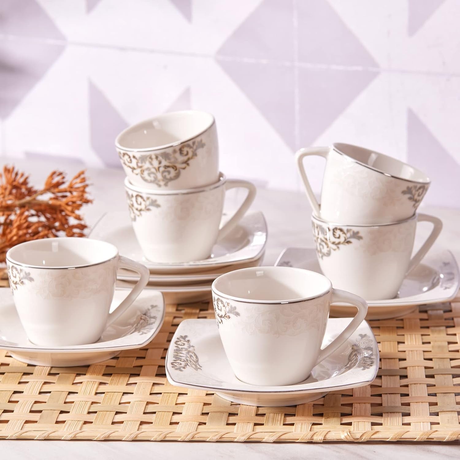 KARACA Nazende porcelæn espressokopsæt - 80 ml tyrkiske kaffekopper med underkopper, 12 stykker moderne kaffeservice med 6 kaffekopper og 6 underkopper, mokkakopper - hvid