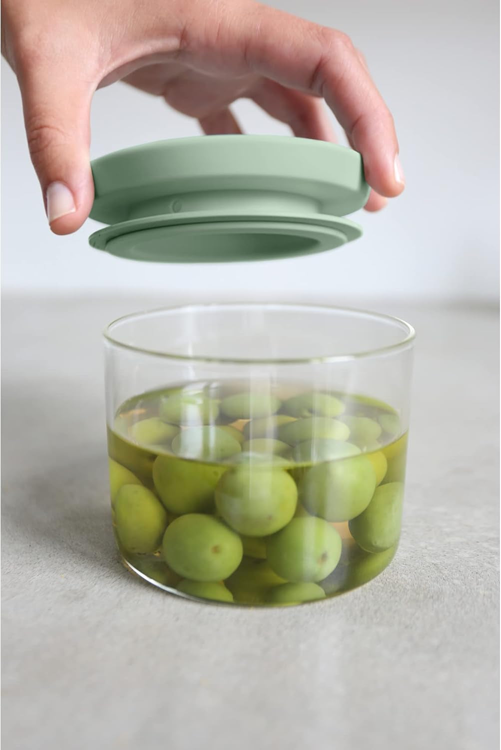 Brabantia - Stabelbar glasbeholder med låg - Sæt med 3 - Opbevaring af mad - Holder maden frisk i længere tid - Silikoneforsegling - Tåler opvaskemaskine - Mørkegrå/Lysegrå/Jadegrøn - 0,3L/0,6L/1,1L Madopbevaringsbokse Naty Shop