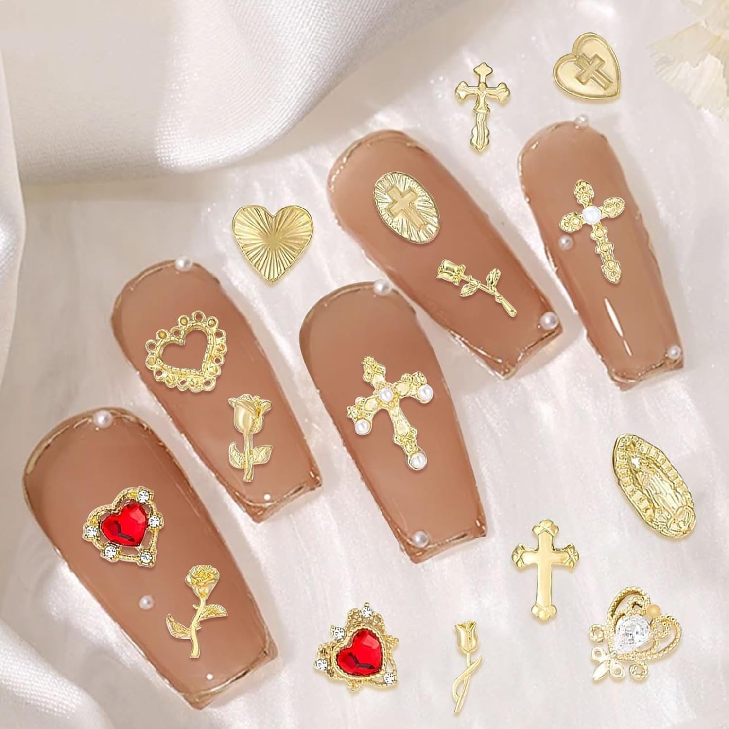 Guld Nail Charms 80 stk Cross Rose Heart Virgin Mary Nail Gems Metallegering Nail Accessories til Manicure Design Dekorationer DIY Crafts