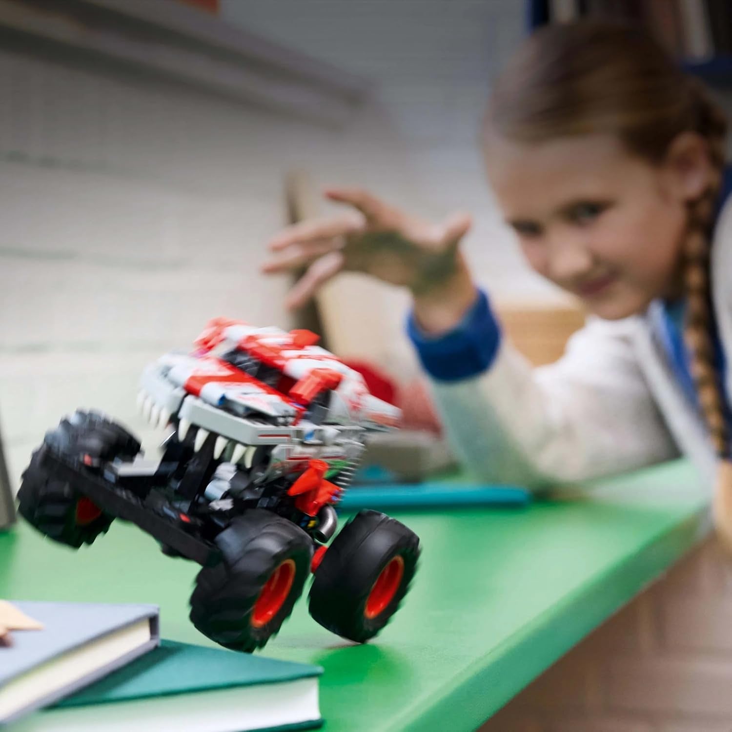 LEGO Technic Monster Jam Thunderroarus Udtrækkeligt legetøj Monster Truck byggelegetøj til børn Gave til drenge og piger i alderen 7+ 42200 Byggesæt Besuche den LEGO-Store