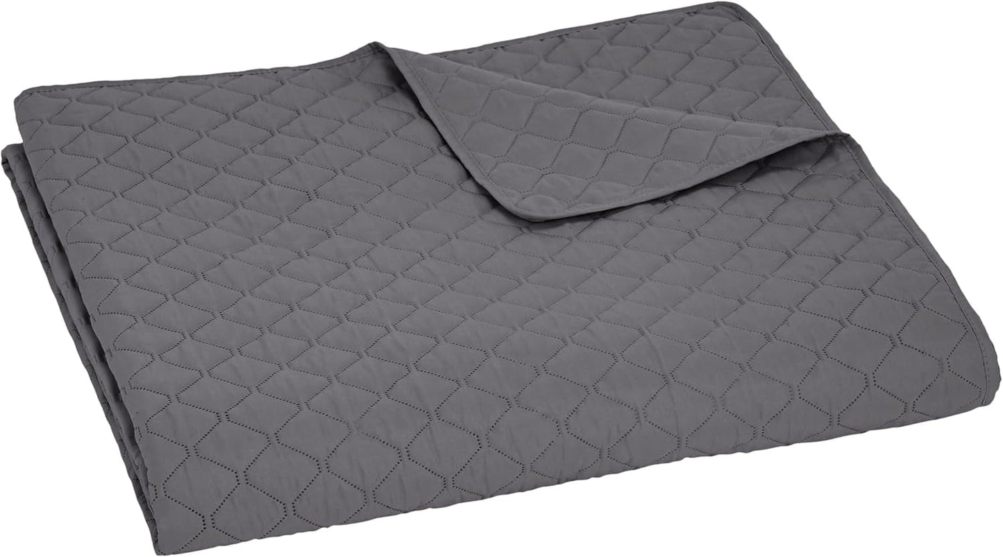 Amazon Basics oversized dyne med relief, 170 X 210 cm, mørkegrå diamantmønster Senge og tæpper Besuche den Amazon Basics-Store