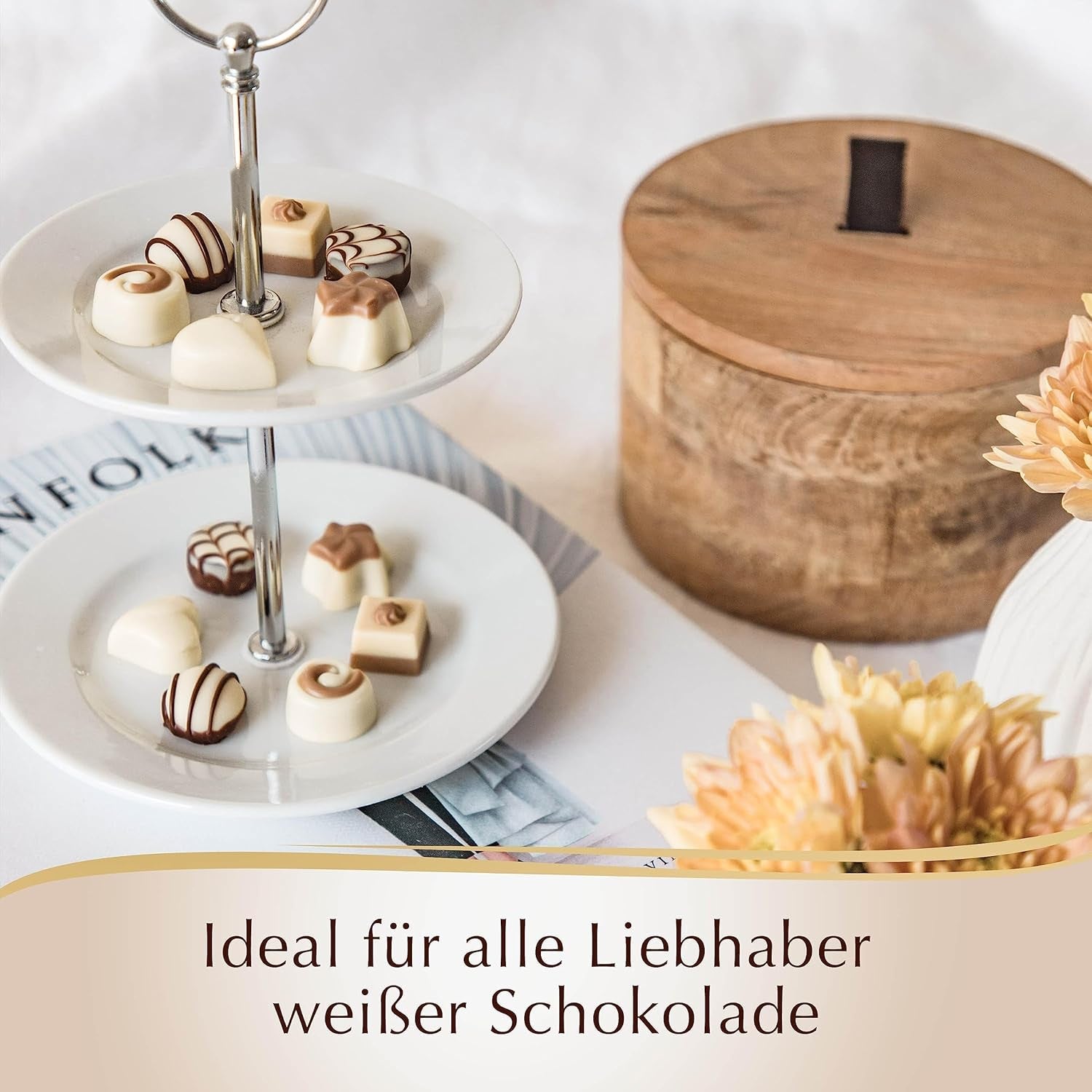 Chokolade - Mini hvide praliner | 90 g | Æske med 18 praliner i 6 lækre sortimenter | Gave af chokolade | Chokoladegave (pakke med 3)