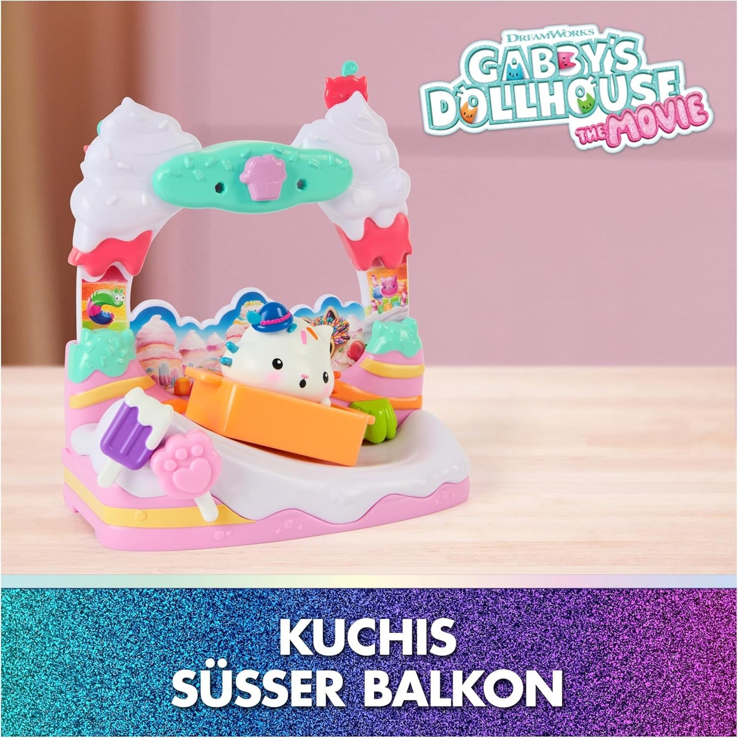 DREAMWORKS GABBY'S DOLLS HOUSE: THE MOVIE - Kuchi's Sweet Balcony Legesæt med dukkehusfigurer og tilbehør til børn fra 3 år og opefter
