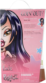 Bratz går ud! - Jade - 1 samlerdukke med tilbehør, outfit, taske, solbriller og børste - Legetøj til børn - 6+, rød