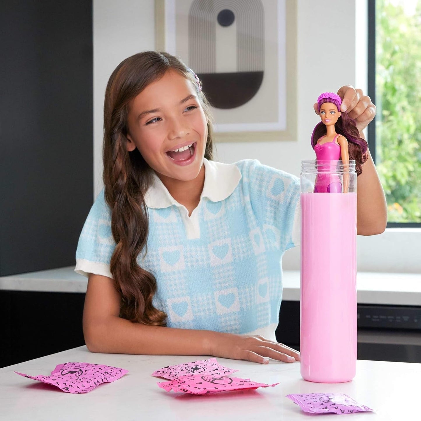 Barbie Color Reveal Dukke og tilbehør, Ballerina-serien, 6 overraskelser at pakke ud, inklusive farveskift, inspireret af den vigtigste ballet-trend (stilarter kan variere), HRK17 Naty Shop Dolls