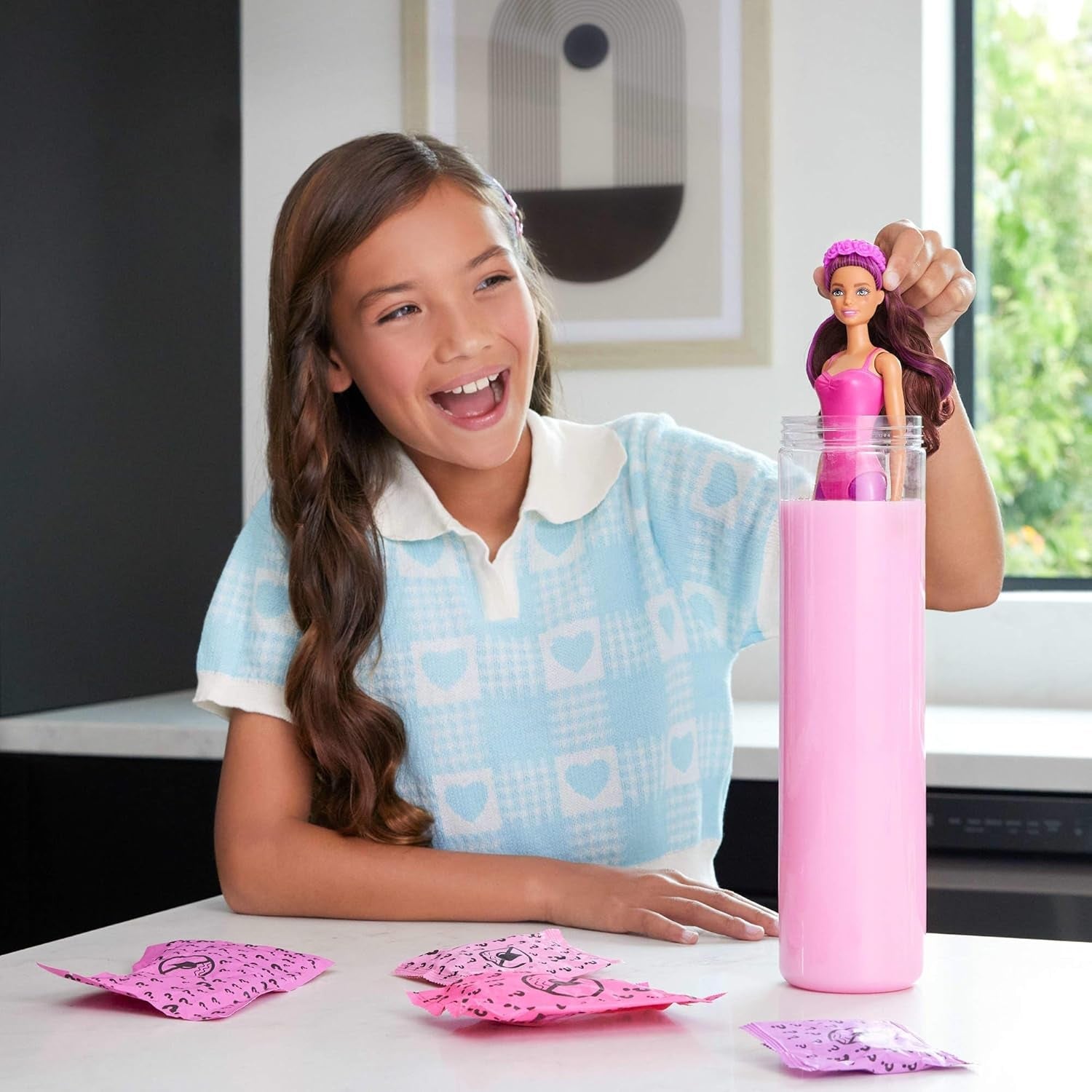 Barbie Color Reveal Dukke og tilbehør, Ballerina-serien, 6 overraskelser at pakke ud, inklusive farveskift, inspireret af den vigtigste ballet-trend (stilarter kan variere), HRK17 Naty Shop Dolls