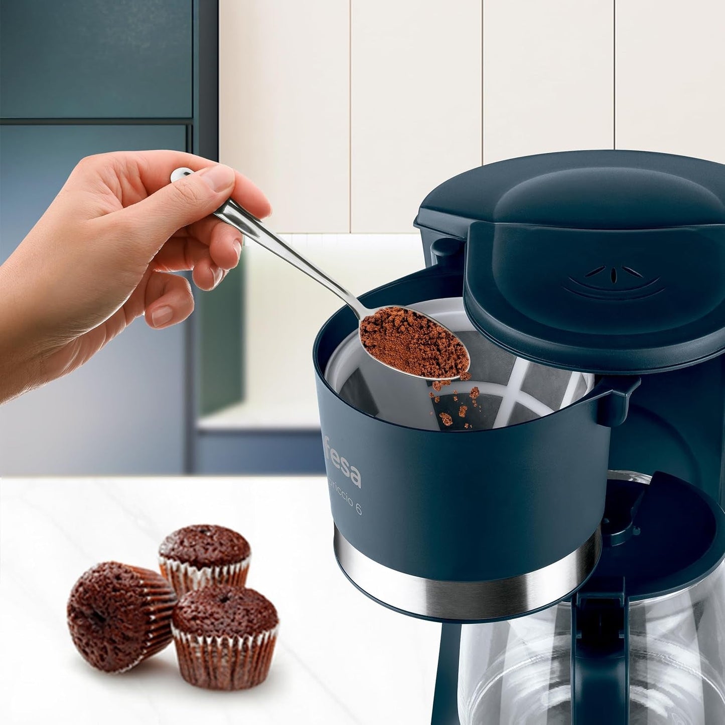 Ufesa CG7114 Capriccio filterkaffemaskine, 6 kopper, 600W, kande 0,6L, anti-dryp system, automatisk sluk, blå
