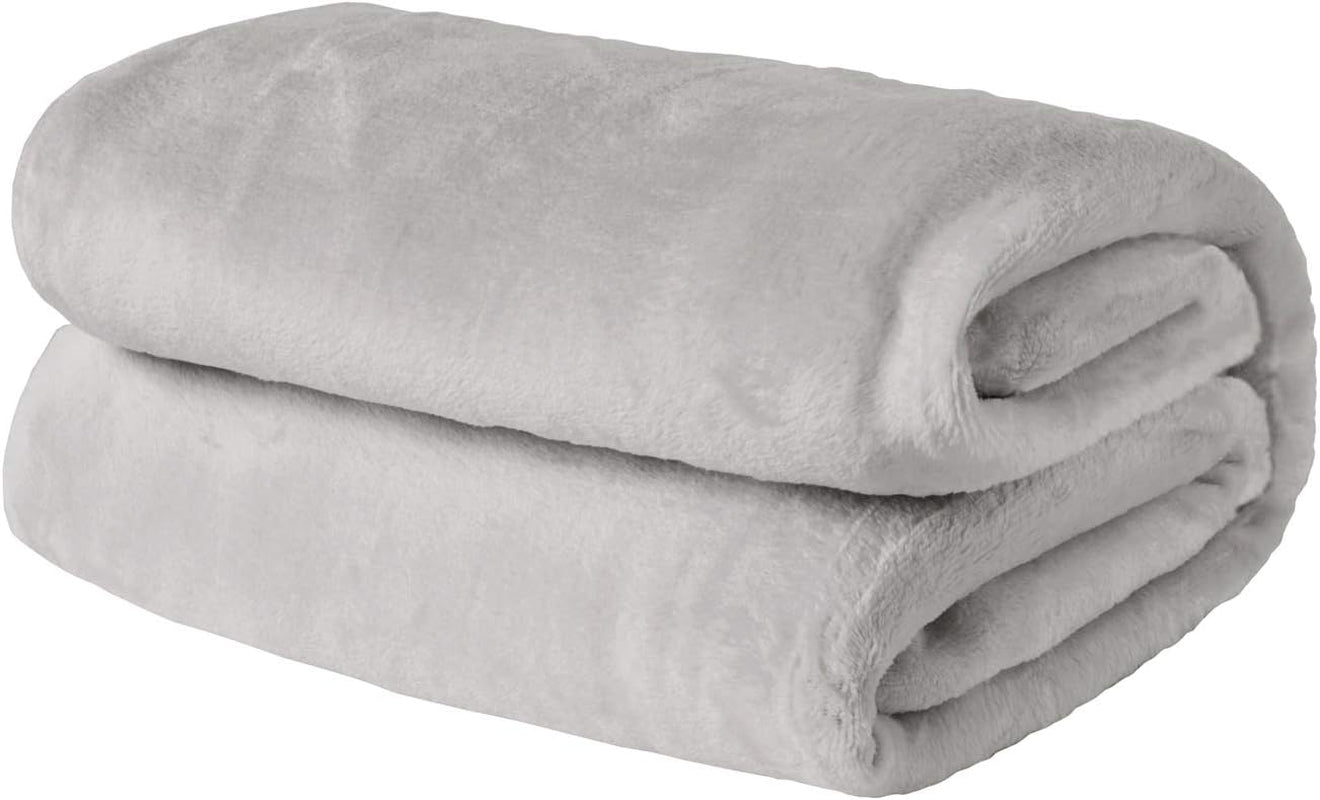 Brentford's Ultra Soft Fleece sengetæppe, Sølvgrå, Stor dobbeltseng - 150 X 200 cm Senge og tæpper Beuche den Brentfords-Store Sølvgrå 150 X 200 cm