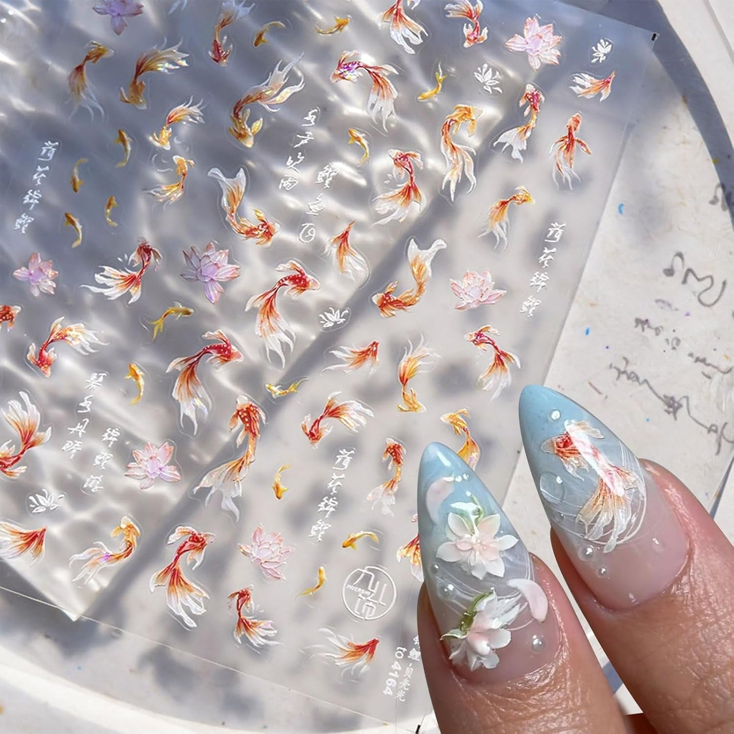 JMEOWIO 3D Nagelsticker Koi Fisch Nail Art Sticker Selbstklebend Nagelaufkleber 5D Stereoskopisk Dekoration Nageldesign Tilbehør 1 Blatt