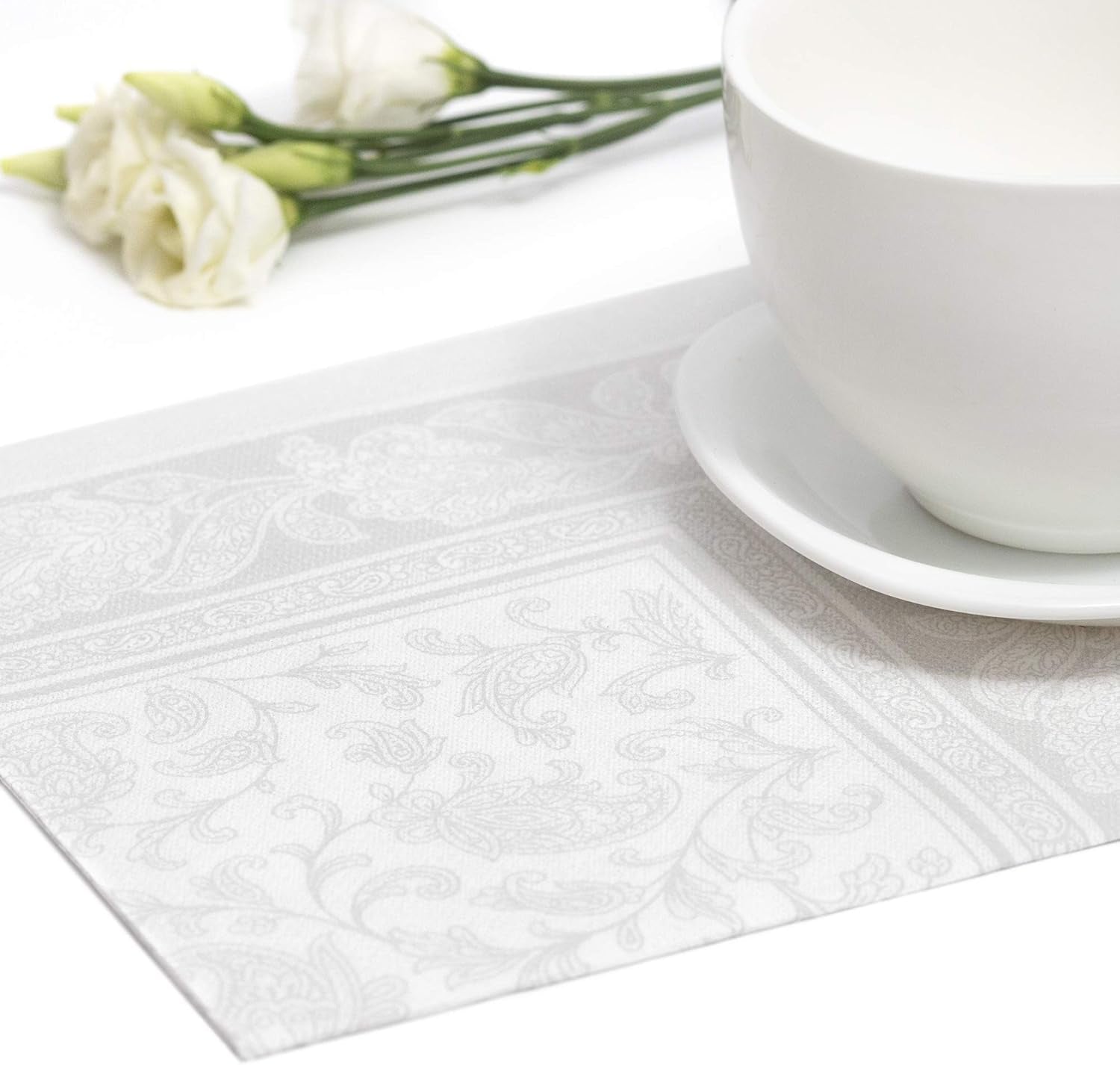 Papstar 11682 50 servietter "Royal Collection" 1/4 fold 40 X 40 cm "Ornaments", hvid