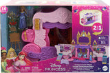 Mattel Disney Princess Transformation Legesæt Vogn til Slot med Aurora Mini Dukke, 3 niveauer, 6 legeområder, 4 figurer, møbler og tilbehør HWX17
